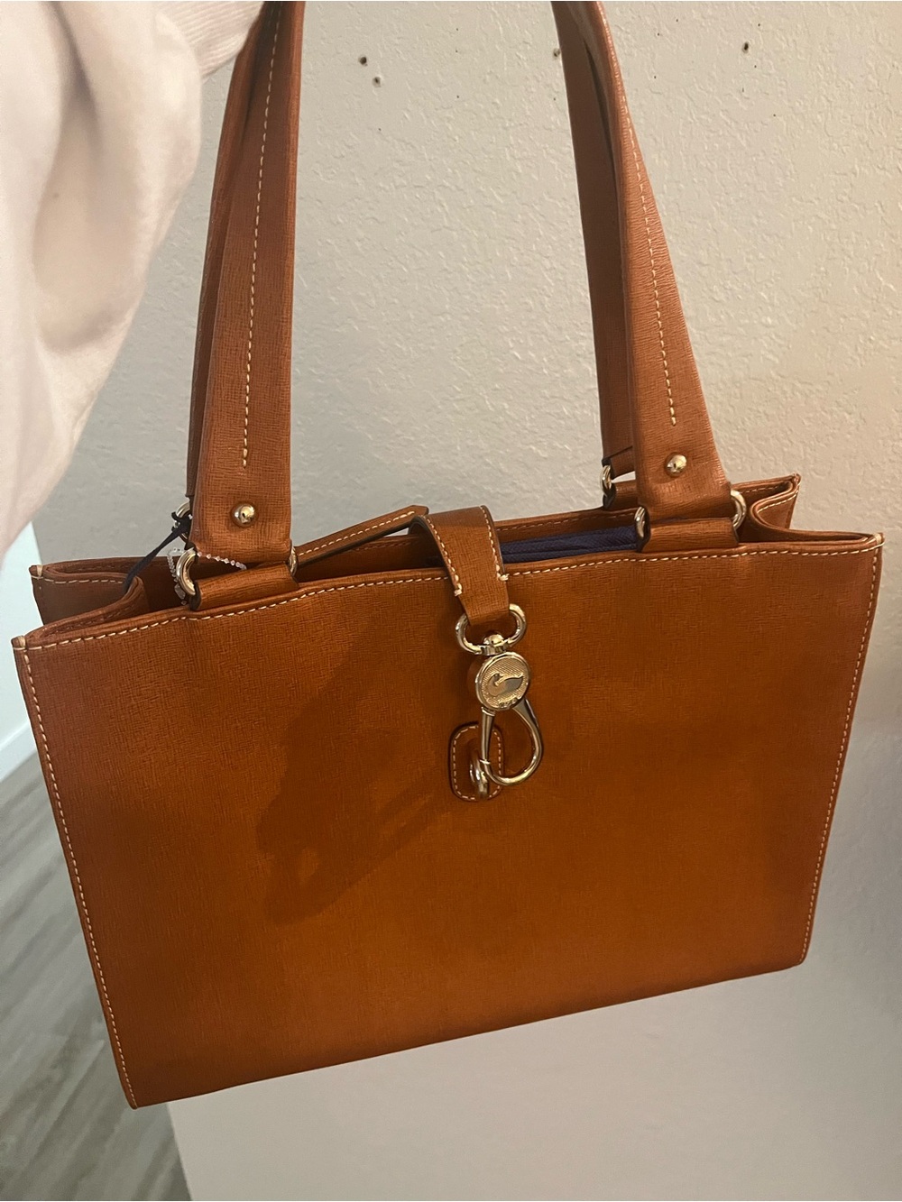 Dooney & Bourke Classic Tan Leather Tote Handbag
